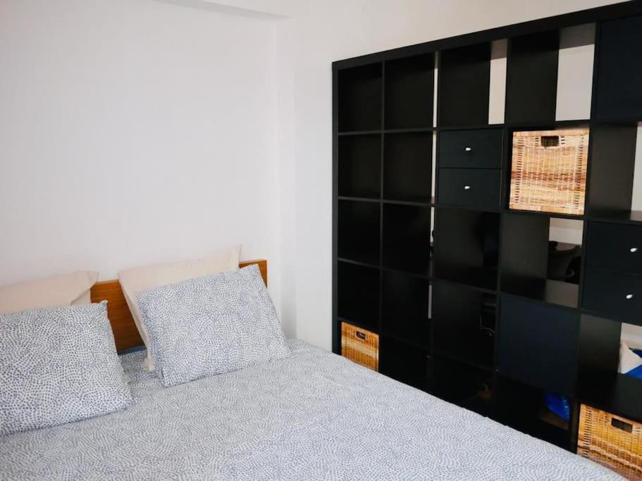 Ixelles: Superbe Appartement, Idealement Situe Brussels Ngoại thất bức ảnh